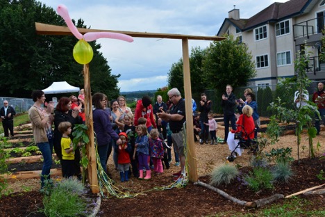 Mission Central Community Garden Group